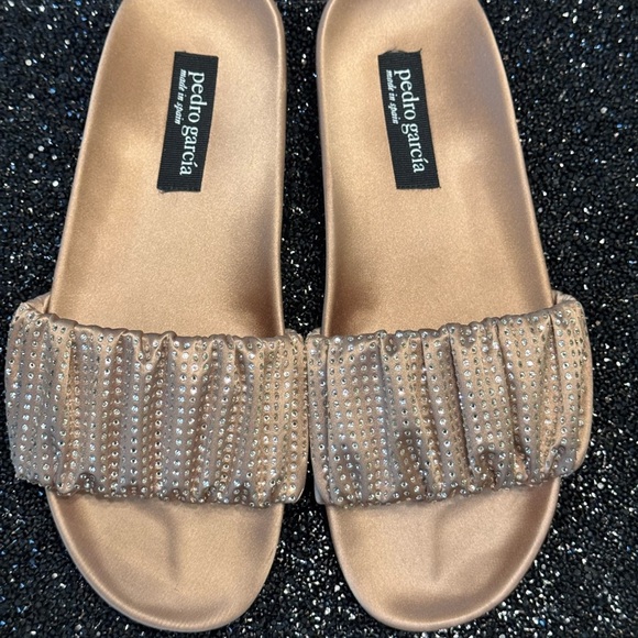 Pedro Garcia Women's Tan Slide Sandals - Picture 1 of 15